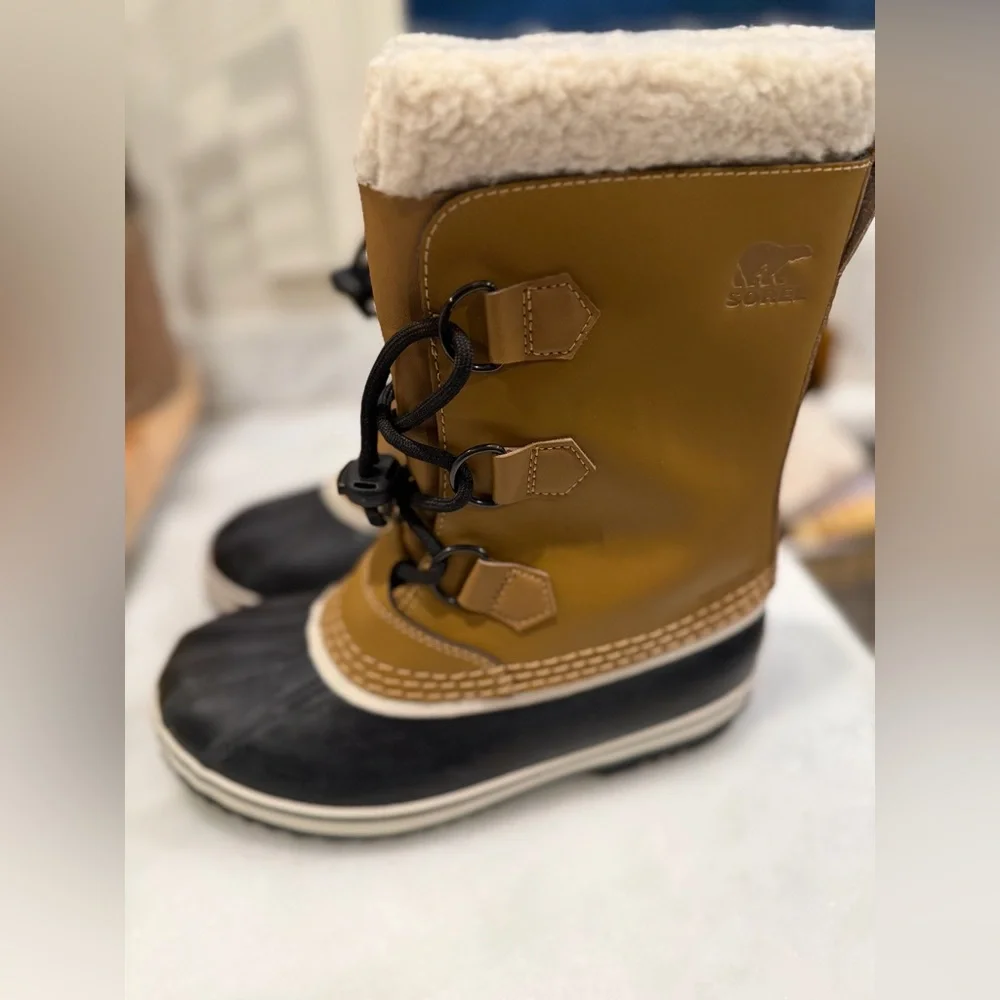 Sorel classic caribou